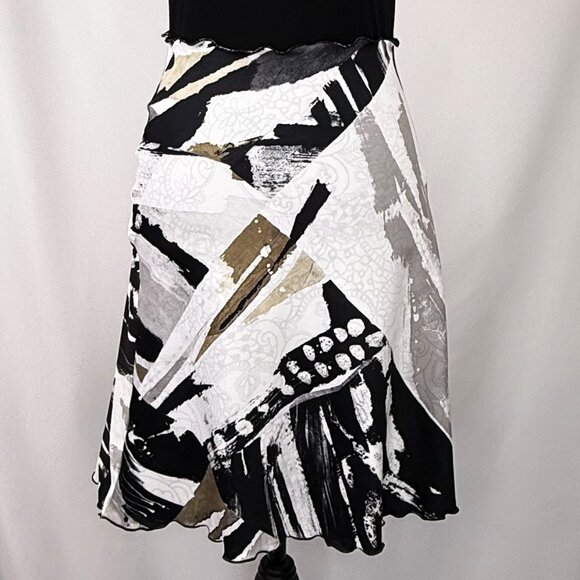 Haystacks Reversible Black & White No Wrinkle Skirt, Size M - Picture 1 of 3